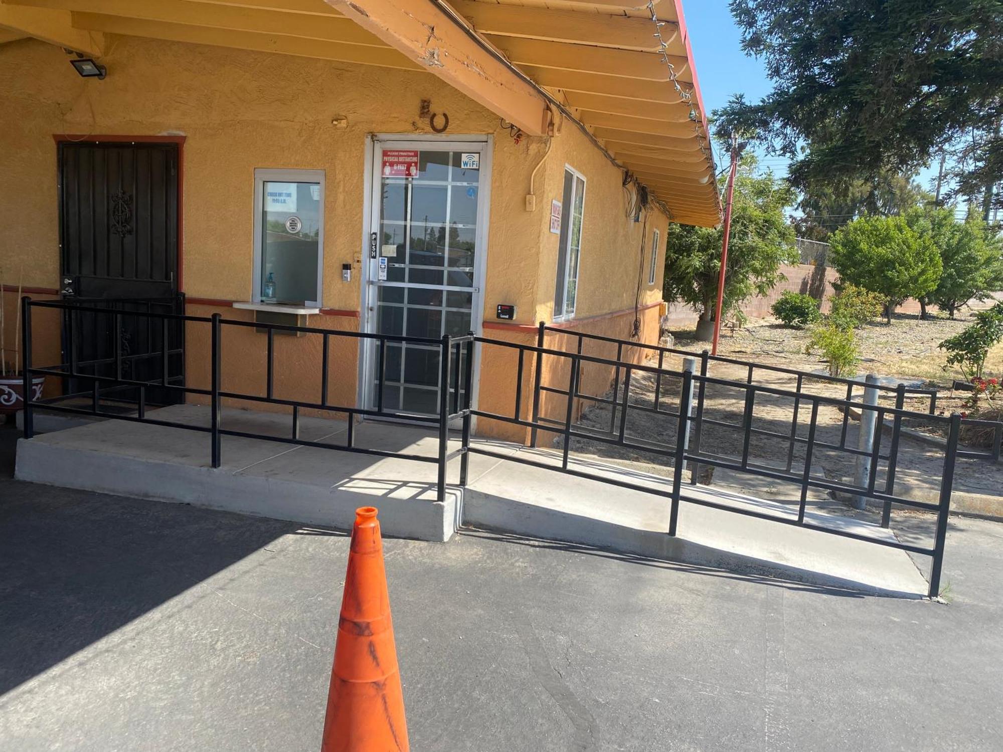 Valley Motel Atwater Bagian luar foto